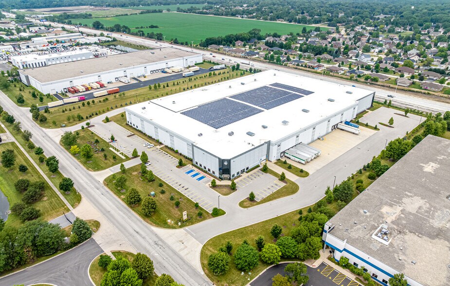 More Photos Of 2301 W Haven Ave, New Lenox Warehouse For Lease