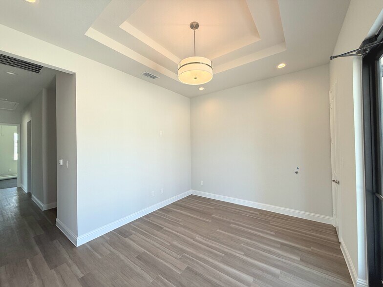 More Photos Of 6000 Alma Rd, McKinney Office For Sale