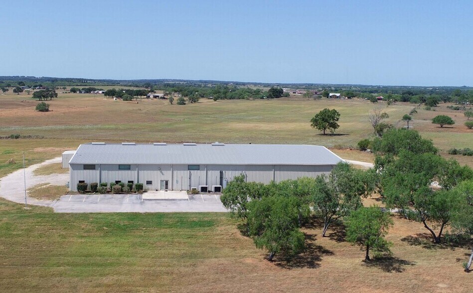 More Photos Of 1371 FM 1346, La Vernia Warehouse For Sale