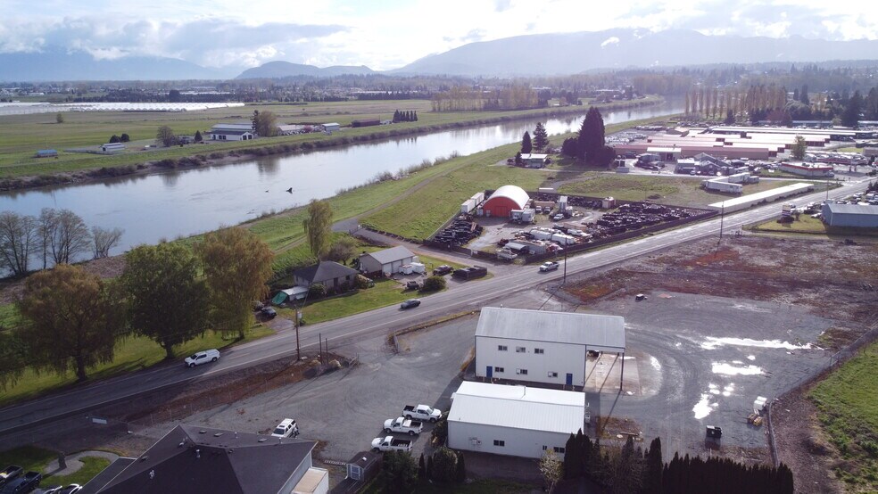 More Photos Of 17432 WA-536, Mount Vernon Light Distribution For Sale