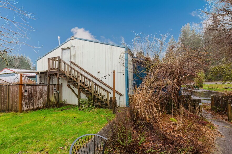 More Photos Of 4560 SE Mile Hill Dr, Port Orchard Freestanding For Sale