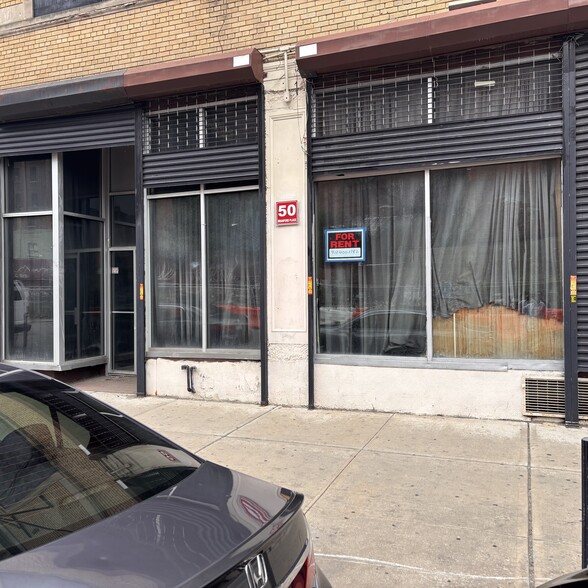 More Photos Of 48-54 Branford Pl, Newark Service For Lease