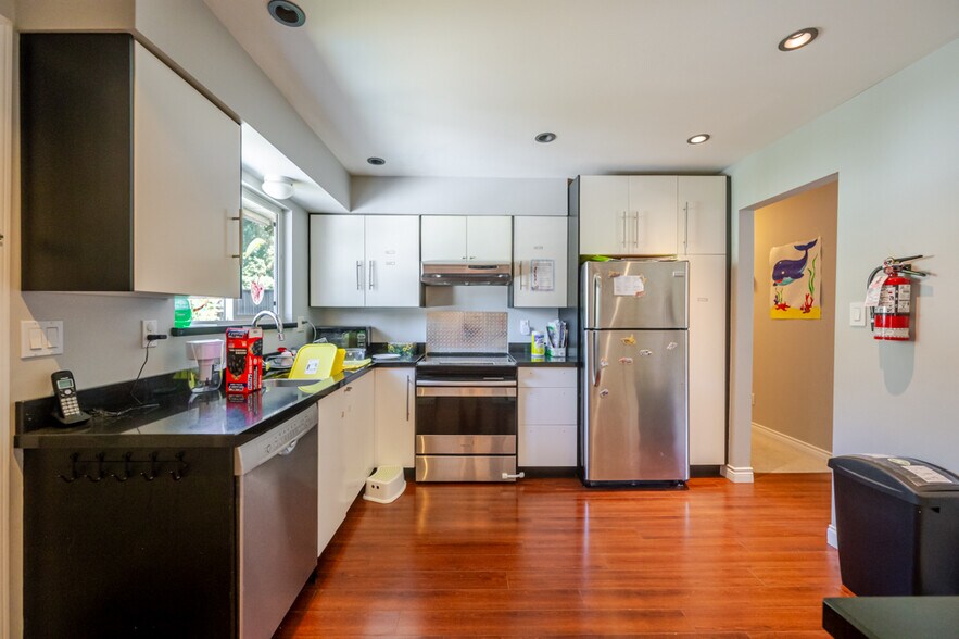 More Photos Of 32533 Ptarmigan Dr, Mission Daycare Center For Sale
