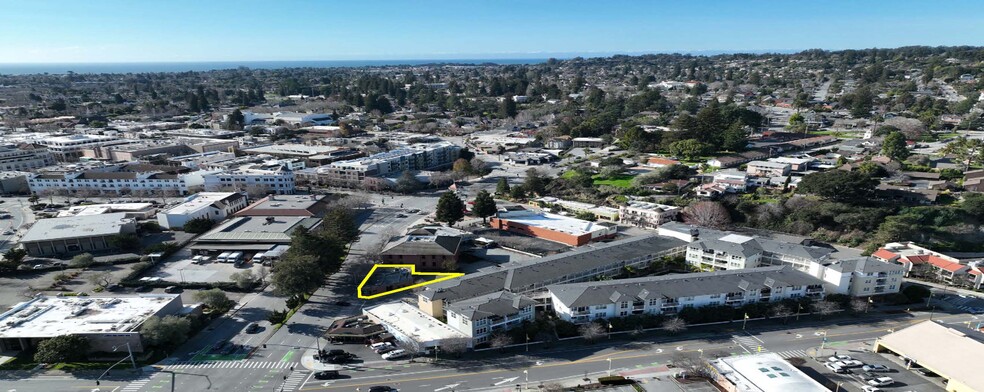 Primary Photo Of 129 Water St, Santa Cruz Office For Lease