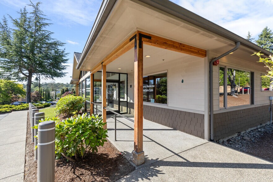 More Photos Of 277 Medical Loop, Roseburg Medical For Lease