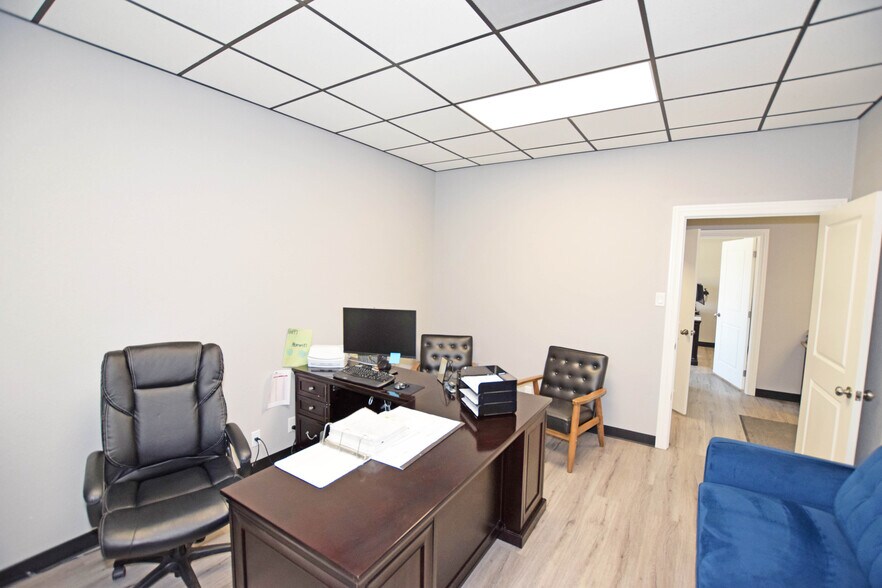 More Photos Of 2250 Dixie Blvd, Odessa Industrial For Sale