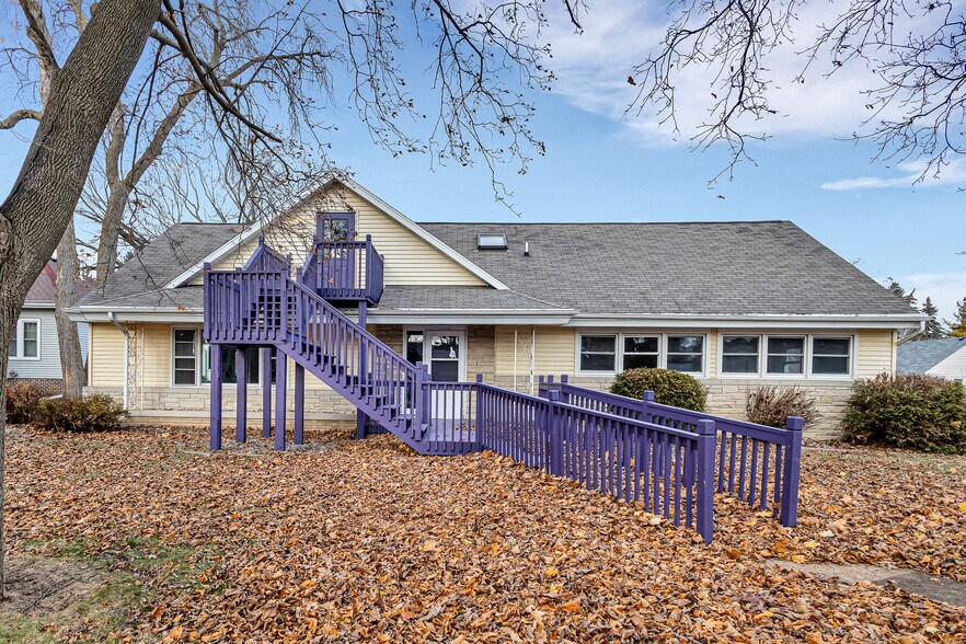 More Photos Of 920 N 26th St, Sheboygan Continuing Care Retirement Community For Sale