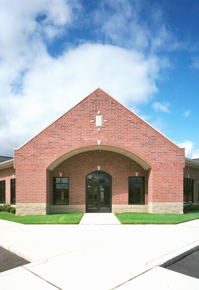 More Photos Of 5958 N Canton Center Rd, Canton Medical For Lease