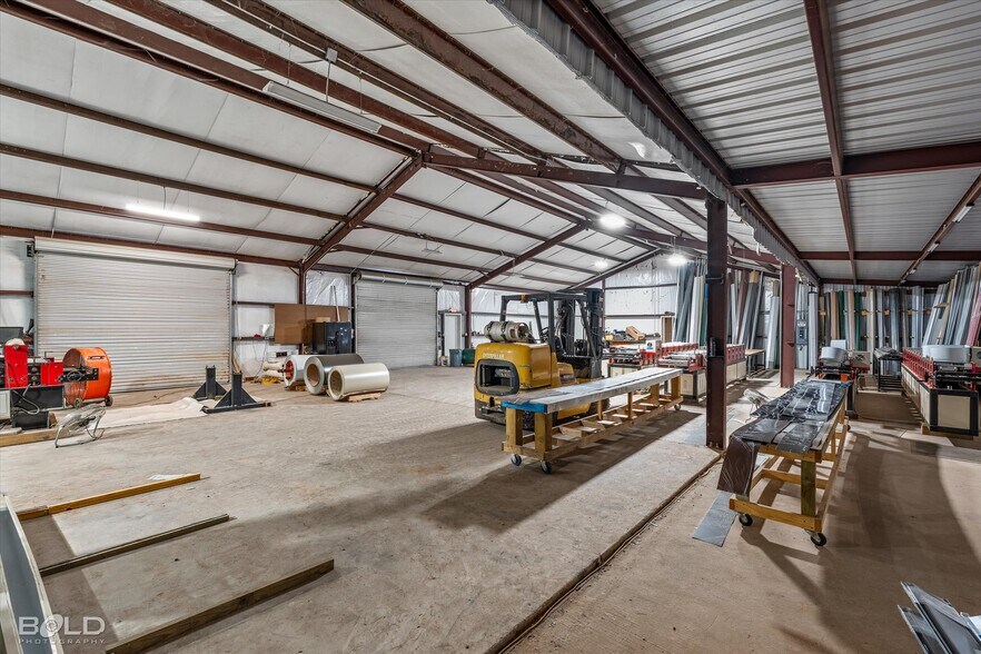 More Photos Of 150 Frontage Rd, Minden Warehouse For Sale