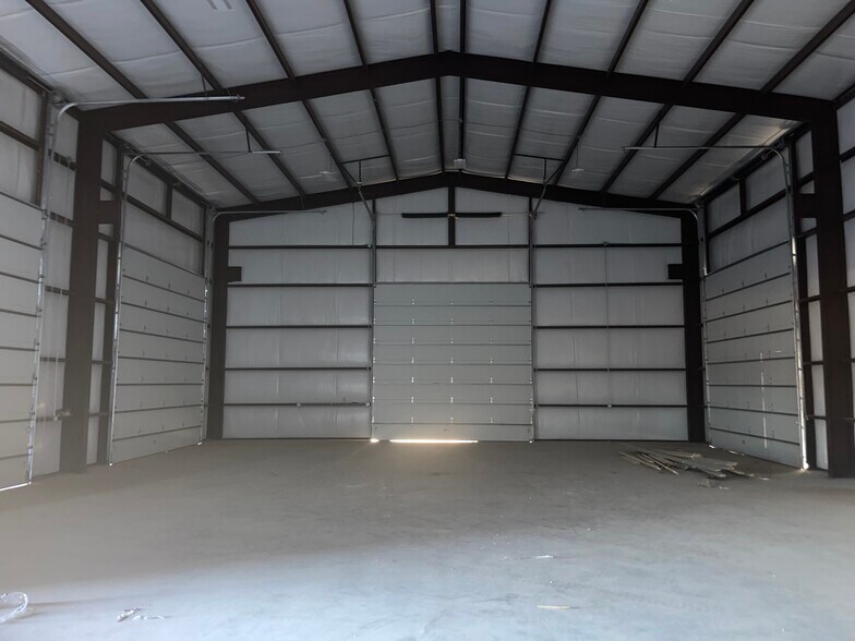 More Photos Of TBD Lot 4 W 42nd St, Odessa Warehouse For Lease