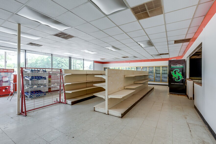 More Photos Of 2600 Earls Bridge Rd, Easley Convenience Store For Sale