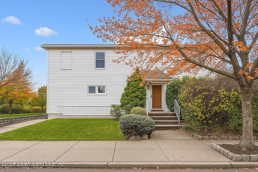 More Photos Of 54 Preston Ave, Staten Island Healthcare For Sale