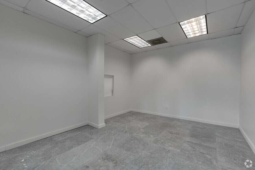 More Photos Of 3500 NW 77th Ct, Doral Warehouse For Sale