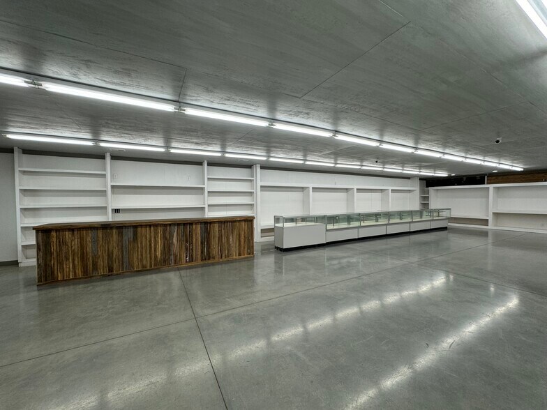 More Photos Of 613 N Main St, Piedmont Restaurant For Sale