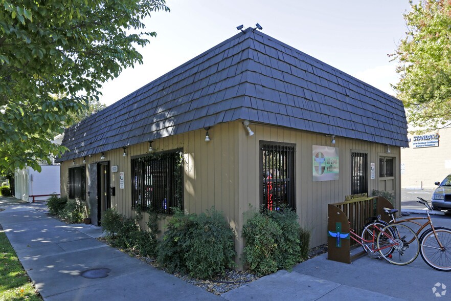 Primary Photo Of 1900 19th St, Sacramento Office For Lease