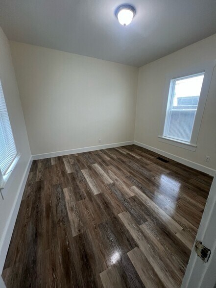 More Photos Of 11-15 Lilley Ave, Lowell Apartments For Sale