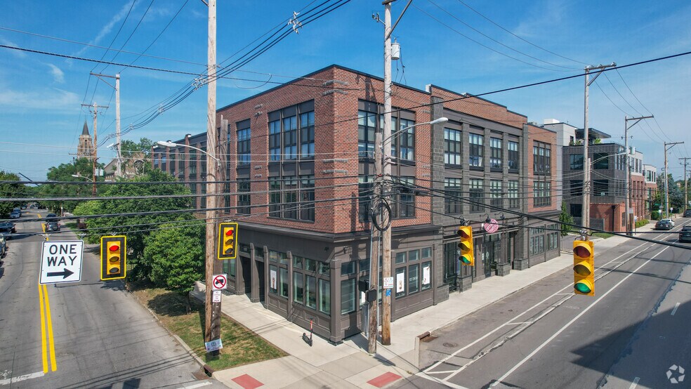 More Photos Of 869-875 N 4th St, Columbus Apartments For Lease