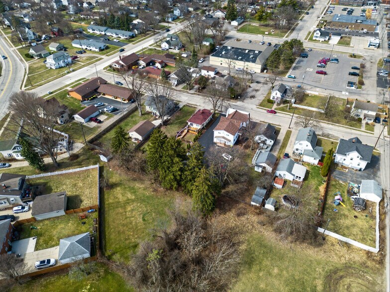More Photos Of 175 2nd St, Belleville Office For Sale