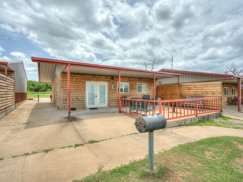 More Photos Of 341070 E 890 Rd, Chandler Lodge Meeting Hall For Sale