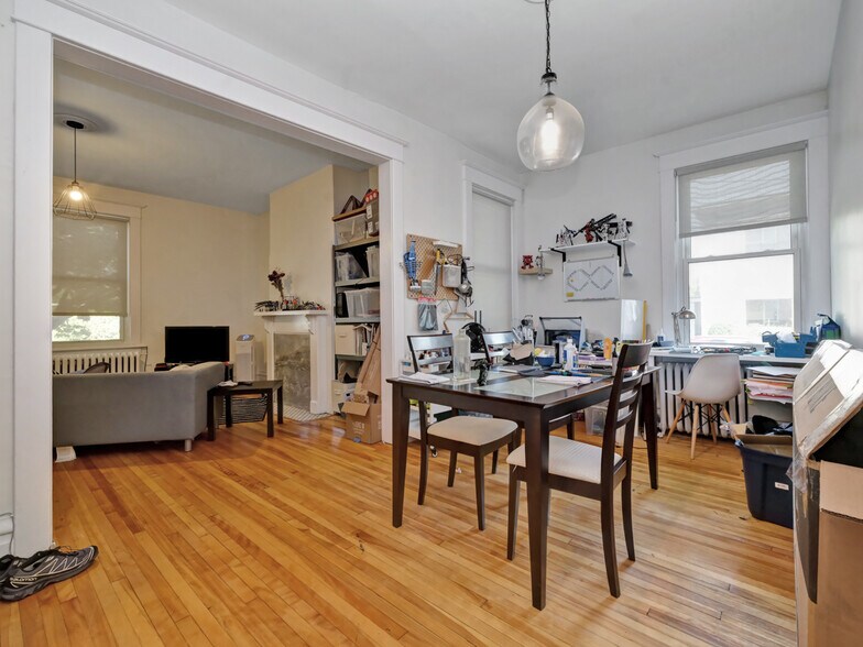 More Photos Of 342 Frank St, Ottawa Apartments For Sale