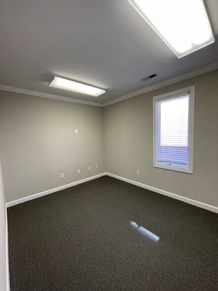 More Photos Of 8378 Six Forks Rd, Raleigh Office For Lease