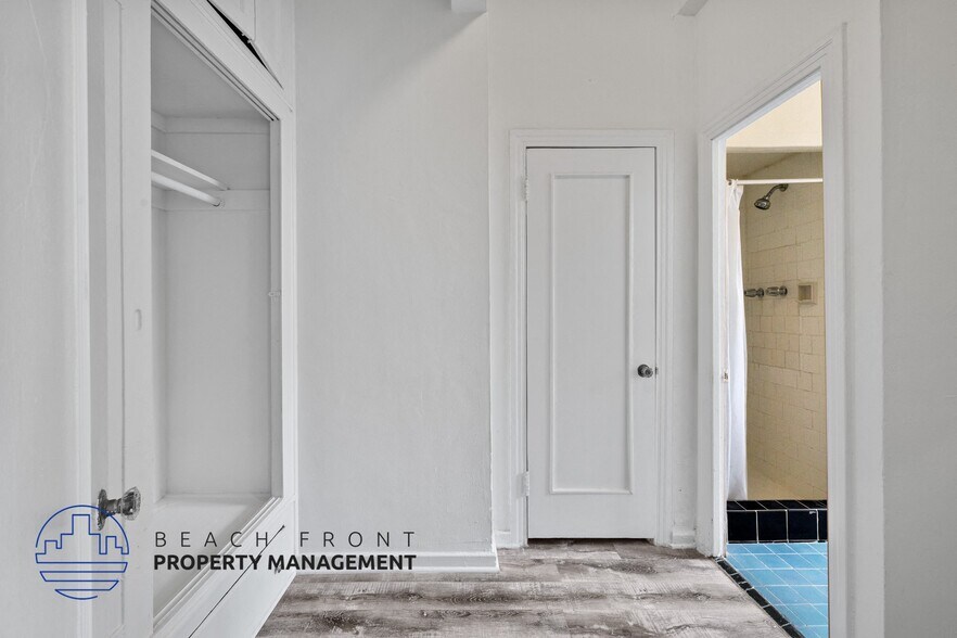 More Photos Of 512 S Hobart Blvd, Los Angeles Apartments For Sale
