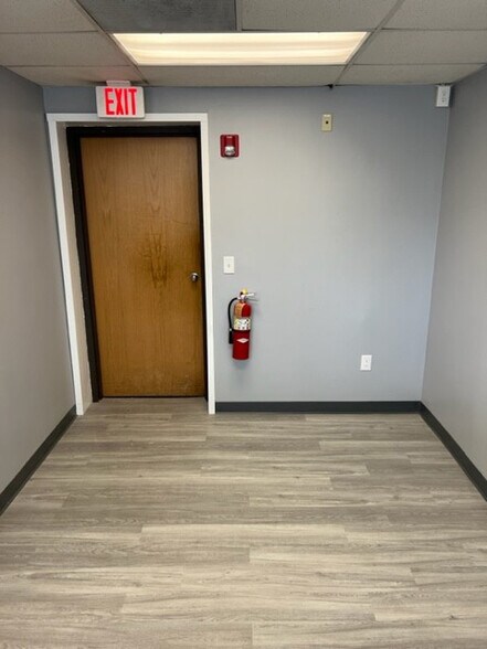 More Photos Of 17 White Horse Pike, Haddon Heights Medical For Sale