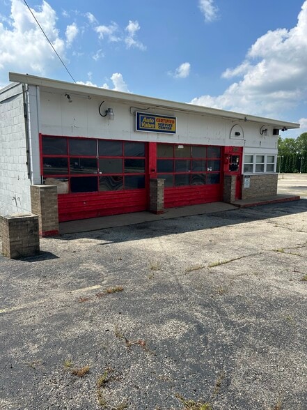More Photos Of 501 E Trotwood Blvd, Trotwood Auto Repair For Sale