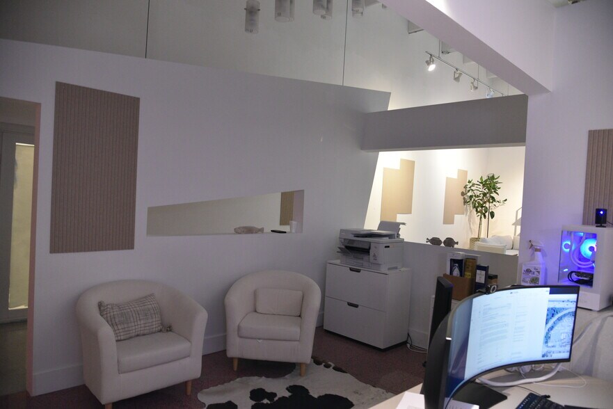 More Photos Of 2310 W 79th St, Hialeah Warehouse For Sale
