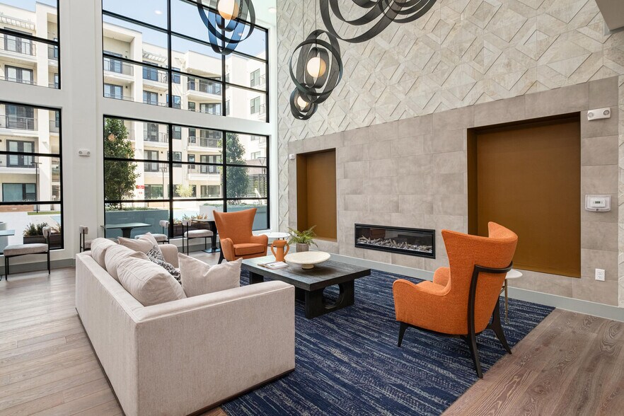 More Photos Of 2711 W Anderson Ln, Austin Apartments For Lease