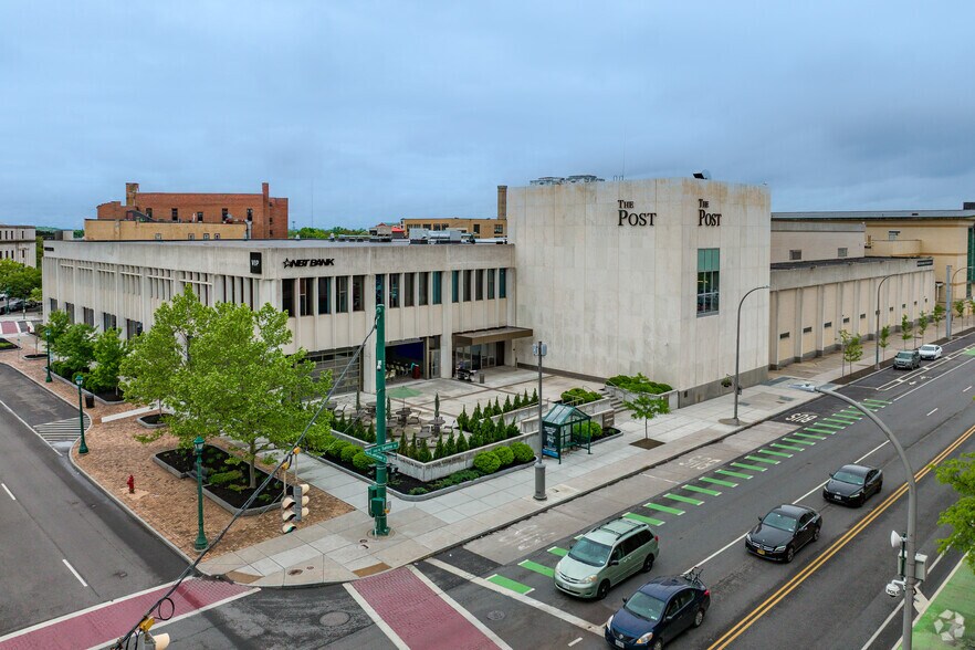 Primary Photo Of 101-239 N Salina St, Syracuse Office For Lease