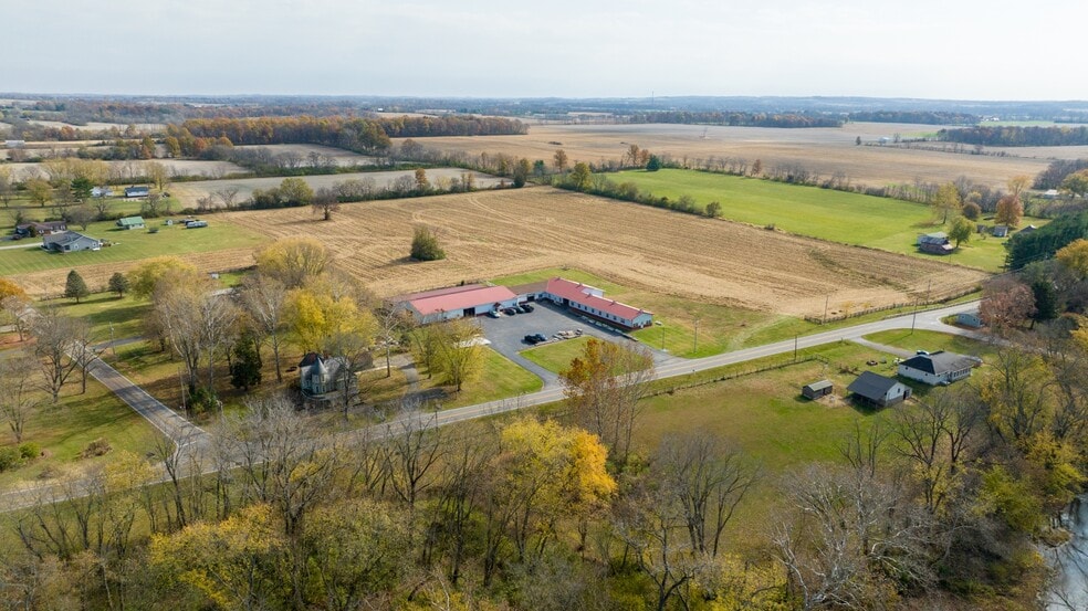 More Photos Of 12630 Walnut Creek Pike, Ashville Warehouse For Lease