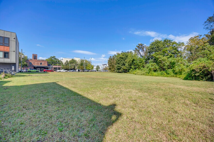 More Photos Of 812 N 4th St, Wilmington Land For Sale
