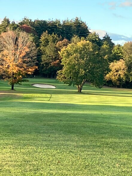 More Photos Of 20 Copper Hill Rd, East Granby Golf Course Driving Range For Sale