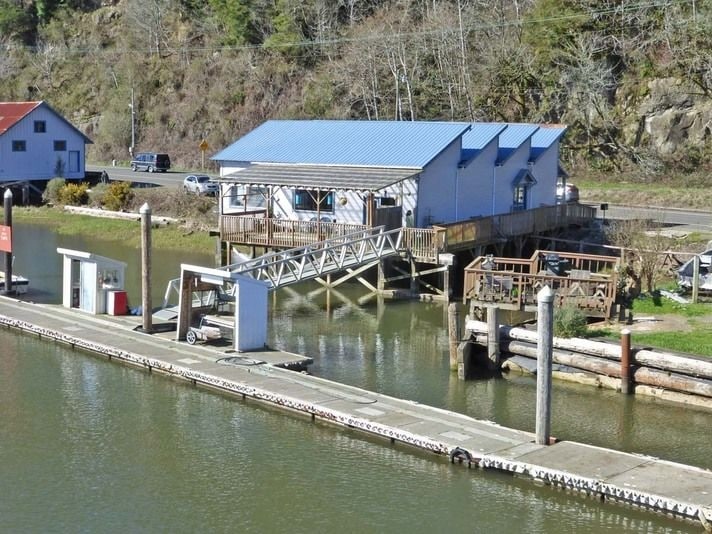 More Photos Of 6750 Or-126 Hwy, Florence Marina For Sale