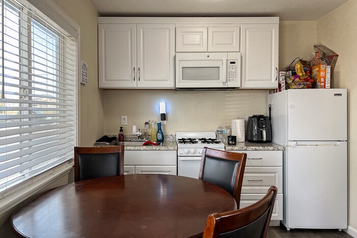 More Photos Of 6345 Bethel Island Rd, Bethel Island Apartments For Sale