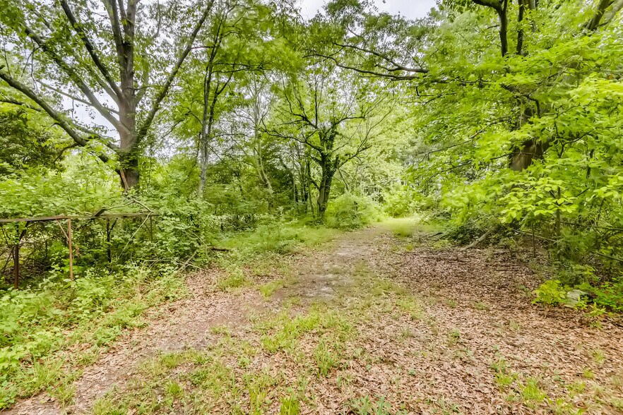 More Photos Of 3920 Hiram Lithia Springs Rd, Powder Springs Land For Sale