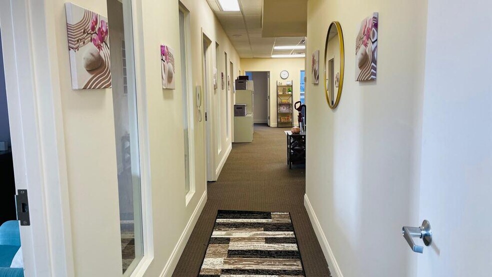 More Photos Of 9717 64th Rd, Rego Park Medical For Lease
