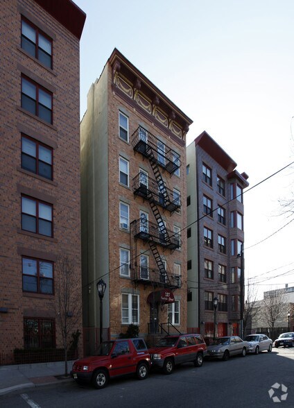More Photos Of 327 Jackson St, Hoboken Apartments For Sale