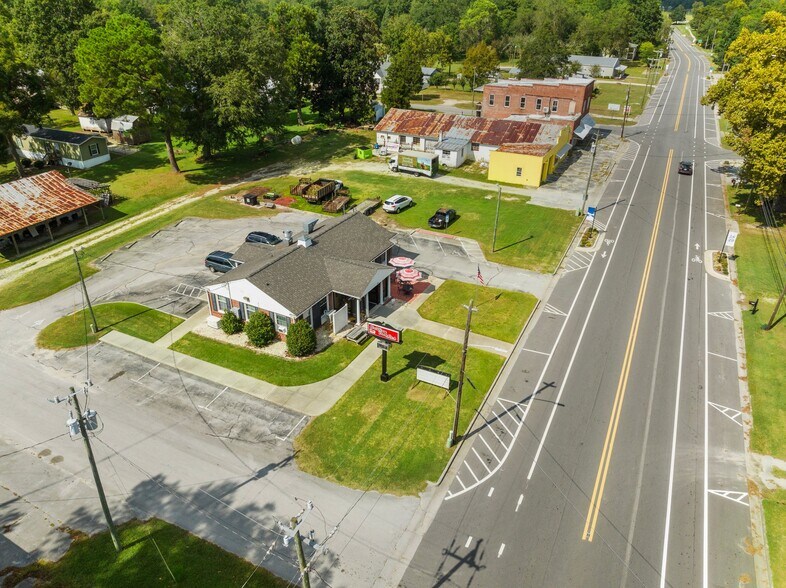 More Photos Of 214 Main St, Pollocksville Specialty For Sale