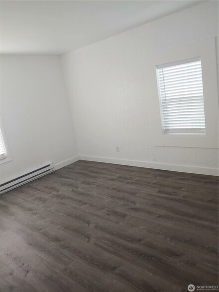 More Photos Of 1700 California Ave S, Long Beach Apartments For Sale