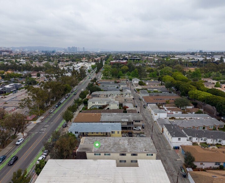 More Photos Of 2410 Ocean Park Blvd, Santa Monica Apartments For Sale