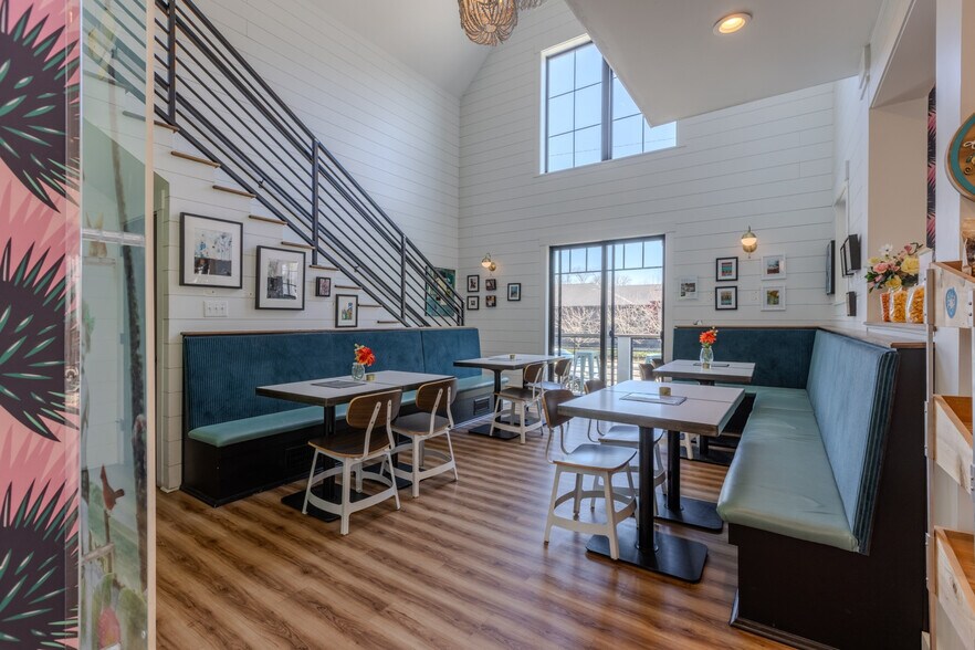 More Photos Of 6406 Cornell Ave, Indianapolis Freestanding For Sale