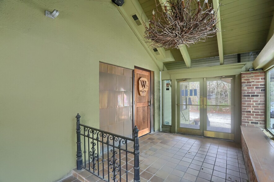 More Photos Of 634 Camp Horne Rd, Pittsburgh General Retail For Sale
