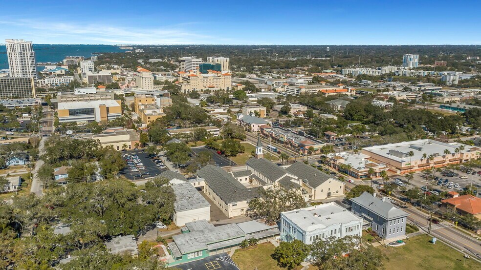 More Photos Of 411 Turner St, Clearwater Religious Facility For Lease