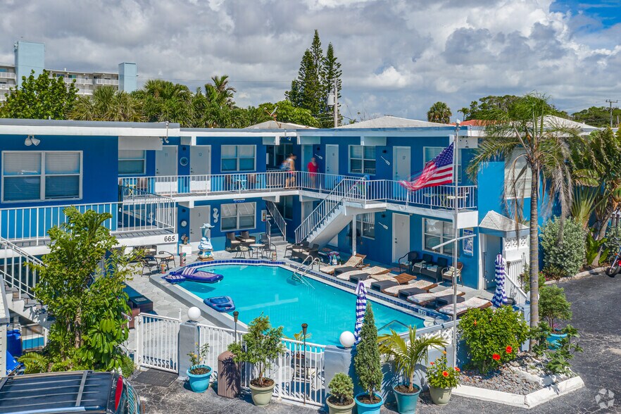 More Photos Of 665 SE 20th Ave, Deerfield Beach Hotel For Sale