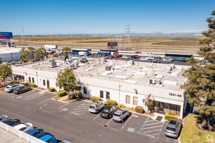 More Photos Of 1541-1549 Industrial Rd, San Carlos Research And Development For Lease