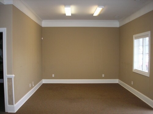 More Photos Of 109 Vista Oaks Dr, Lexington Medical For Lease