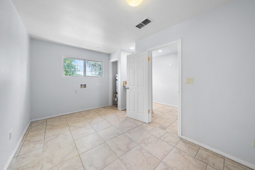 More Photos Of 8241 Koch Rd, Bakersfield Land For Sale