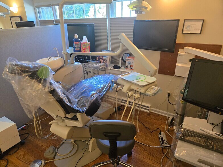 More Photos Of 200-204 N Harrison St, Princeton Medical For Sale